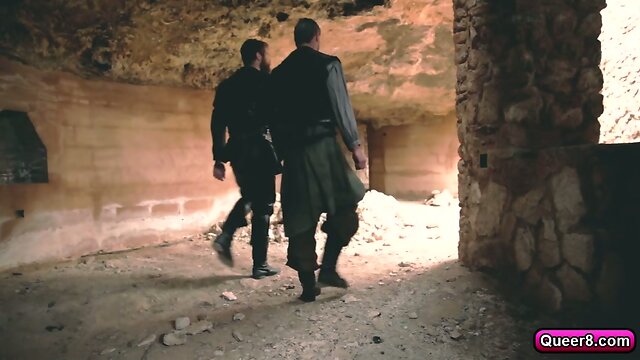 Gays...eeeh I mean, Games of Thrones behind the scenes!
