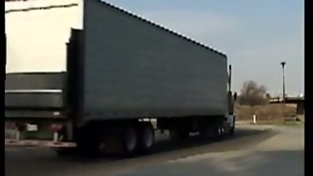Trucker Fuckers, Camioneros folladores