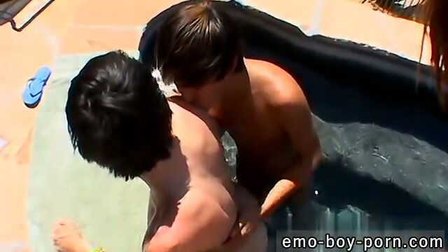 Gorgeous Guys: Outdoor Hair, Rim, and Facial Fun with