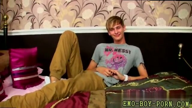 Connor Levi: Uncut Boner & Plenty of Twinks!