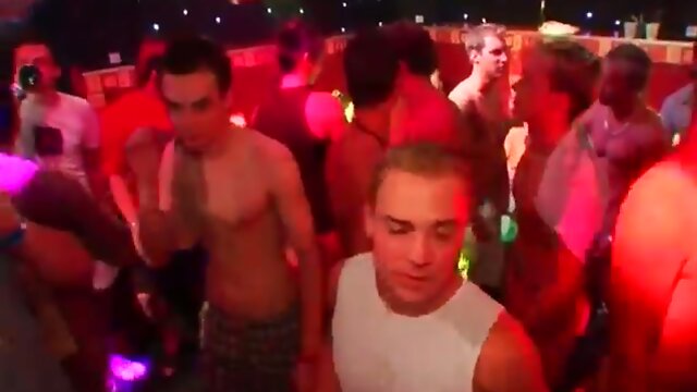 Boiling Point at the Dirty Disco: Hot Naked Men Orgy on