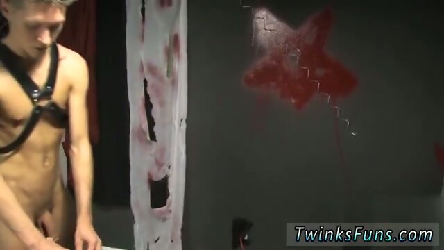 Bizarre Dreaming at BareTwinks: Ashton & Ryan Feel the