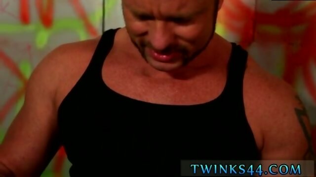 Sprayed and Satisfied: Amateur Men`s First Time Gay