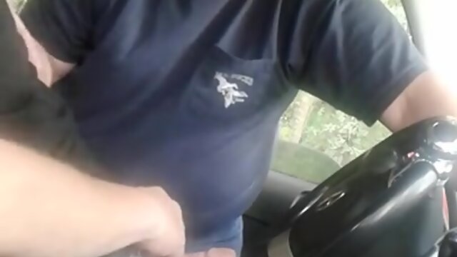 chub sucks me at park