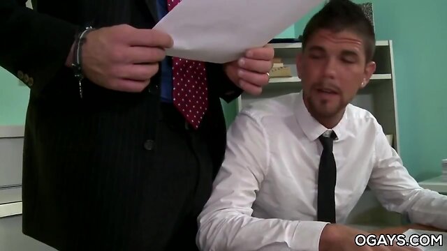 Titanic Boss Prick - Tommy Defendi, Kayden Smith