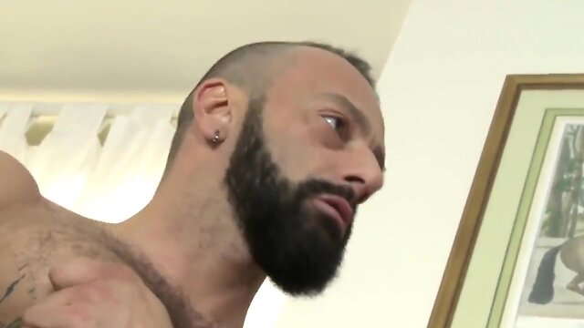 Brutus18cm - video 098 - gay porn!