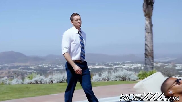 Appealing real estate agent fucks his ebony gay