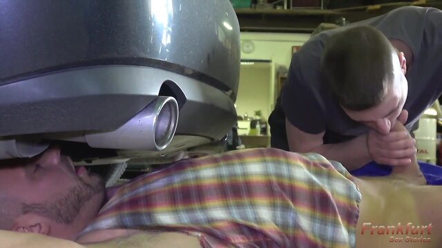 Thomas` Rough Treatment: Muscles, Big Cock, Facial!