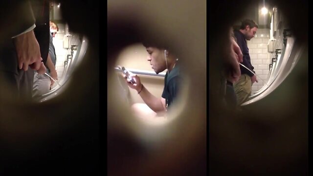 Espiando machos: buraco na parede pt1