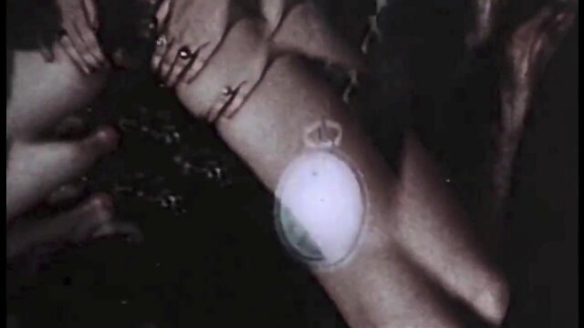 Vintage Voyage of Self-Exploration: Retro Blowjob,