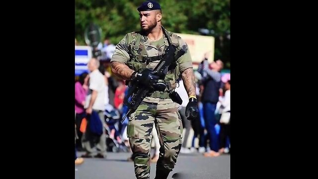 Fuck me! uniform edition, poppers trainer