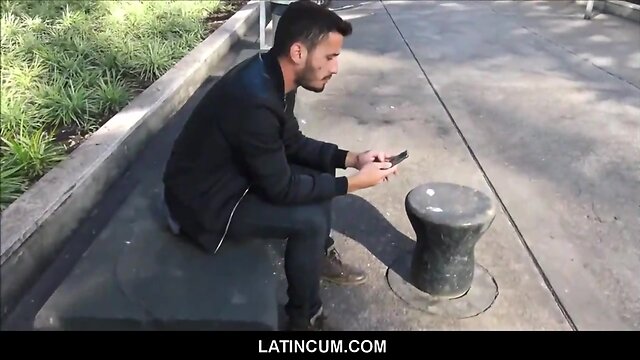 Amateurish straight latin paid cash first time with gay