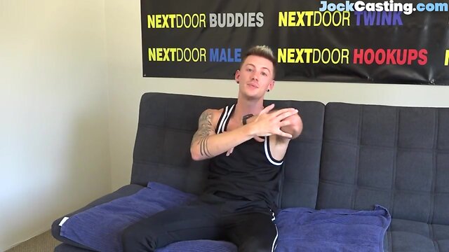 Tattooed casting jock explodes during solo session