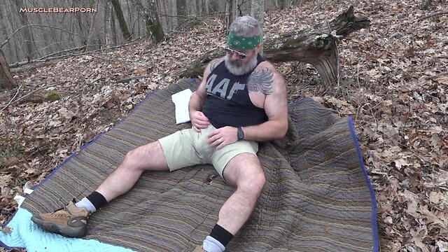 Scott Ryder & Will Angell Take On a Hot & Hairy
