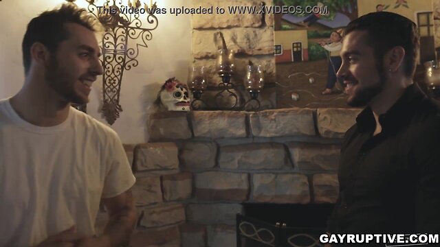 Muscled Man`s Intense Roleplay: Carter Woods & Dante