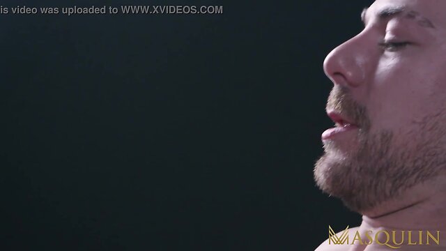 Masqulin strong igor romani condomless pounded by jock