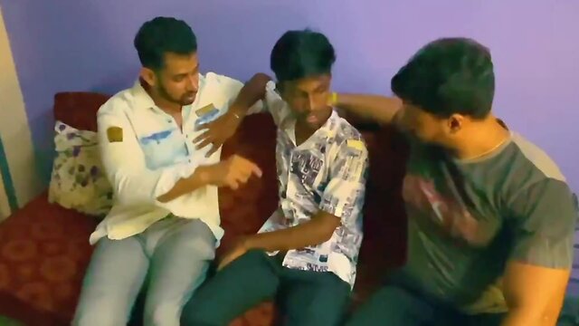 Hardcore desi boy gets his gym body stretched by