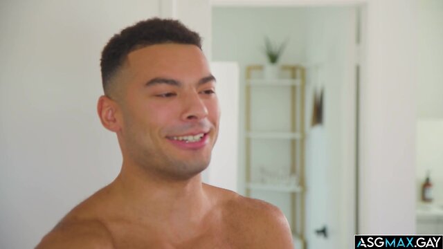Amateur threesome with cole, joseph, and ozzy: a hot